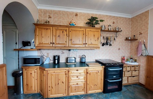 Frenchpark Casa | Farm View Cottage Castlerea