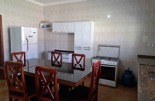Porto Feliz Alquiler De RV | Farm with 10 rooms. Leisure area. 3 swimming pools. With wifi. Rural region in Porto Feliz