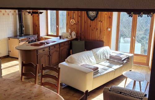 Saulxures-sur-Moselotte Otro | Farmhouse in a green mountain setting. Pets welcome!