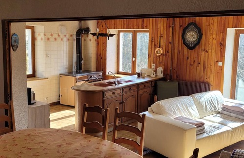 Saulxures-sur-Moselotte Otro | Farmhouse in a green mountain setting. Pets welcome!