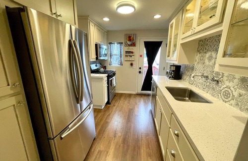 Prescott Otro | Farmhouse-2 Bedroom Downstairs Unit - Short Walk to Courthouse Square