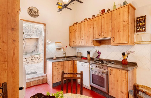 Ojos Otro | Casa rural 'Casica De Perintín' con vistas a la montaña, terraza privada y Wi-Fi