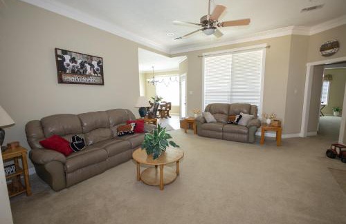 College Station Casa | Farmhouse Charm