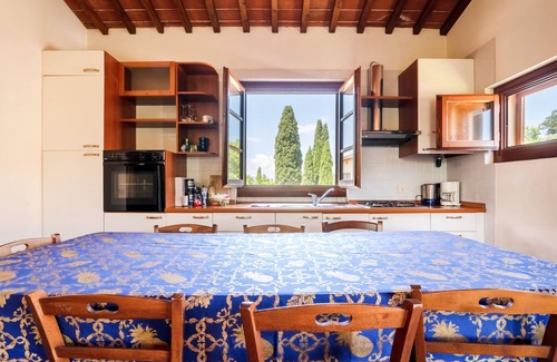 Laterina Otro | Casa rural 'Colombaia' con piscina compartida, terraza y Wi-Fi