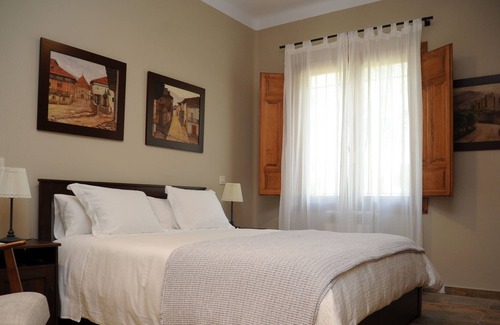 La Higuera Cabaña | Casa Rural en finca de 7 hm²n el Valle del Tiétar con pisicina privada y WIFI