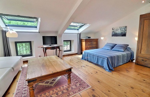 Grambois Otro | Farmhouse for rent South Luberon, in a bucolic setting