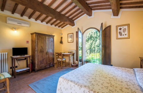 Montalcino Otro | Casa rural 'Ginepro Podere Giardino' con piscina compartida, Wi-Fi y aire acondicionado