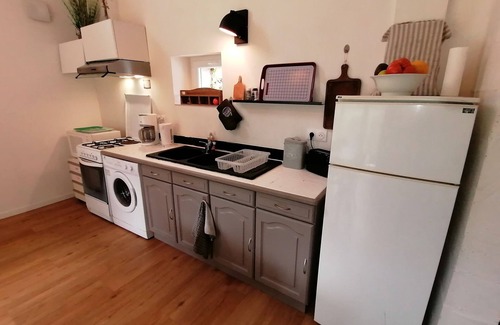 Cachen Casa | FARMHOUSE GITE WITH SHARED POOL - A CHANGE OF SCENERY FOR FAMILY AND FRIENDS