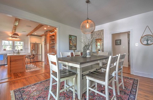 Abingdon Casa | Farmhouse great location.
