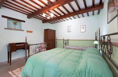 Apecchio Otro | Casa rural en Apecchio con piscina y spa
