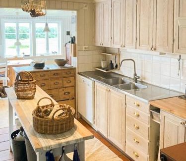 Hamburgsund Casa | Farmhouse In Bohuslän Near Sea And Nature