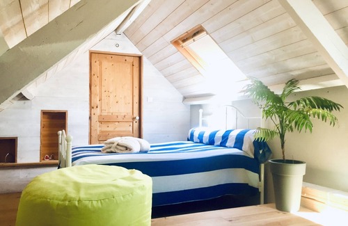 Vaudricourt Otro | Farmhouse in residential village with private pool