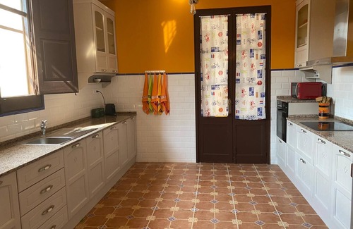 Masnou Casa | Masía La Bomba