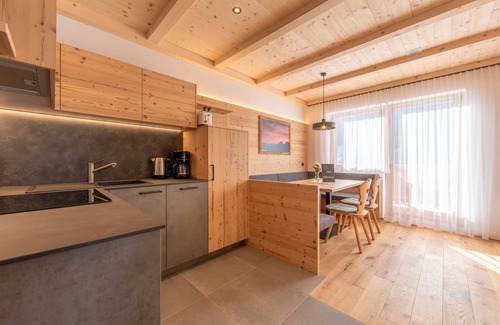Villabassa Otro | Granja 'Metzgermayr Apt Dolomit' con vistas a la montaña, jardín compartido y Wi-Fi