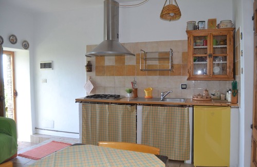 Monteluiano Otro | FARM MONTESALCE-APARTAMENTO AMARILLO