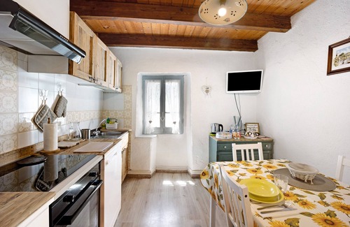 Nasino Otro | Casa rural 'Nonnamelia - Casa Dei Cuori' con vistas a la montaña, Wi-Fi y aire acondicionado.