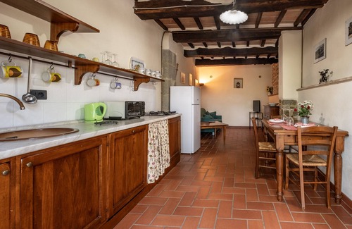 Arcidosso Otro | Casa rural "Oleandro" con piscina compartida, jardín privado y Wi-Fi