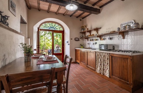 Arcidosso Otro | Casa rural "Oleandro" con piscina compartida, jardín privado y Wi-Fi