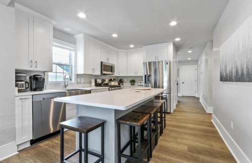 Lake Geneva Casa | Farmhouse on Wells