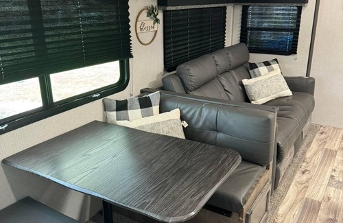 Gulf Shores Complejo | Farmhouse on Wheels! RELAXING RESORT!