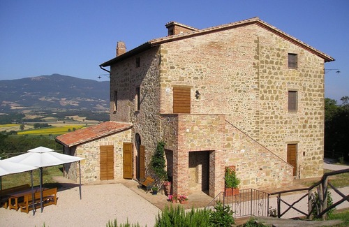 Citta della Pieve Casa | Disfrute unas vacaciones en el campo entre bellezas artísticas, arqueológicas y naturales
