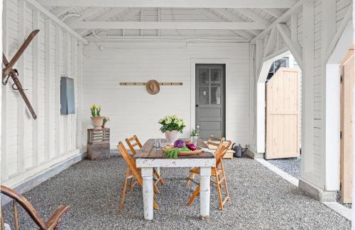 Valatie Casa | Farmhouse Retreat, Outdoor Dining, Fire-Pit, Fast Wifi, Golf and 3-Acre Privacy