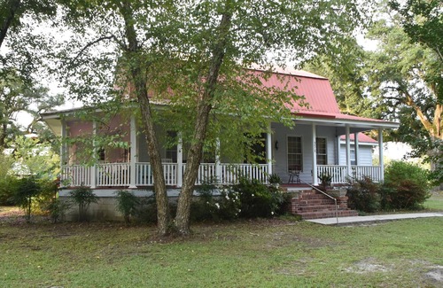 Moncks Corner Otro | Farmhouse Room with Door