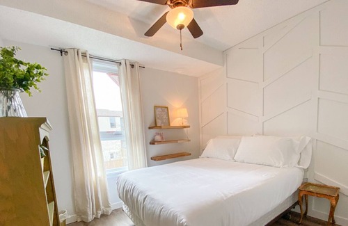 Hinton Condominio | Farmhouse Style Condo Close to Jasper Park Gate