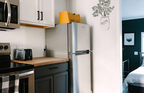 Tri-Cities Otro | Farmhouse Style Guesthouse in Kennewick