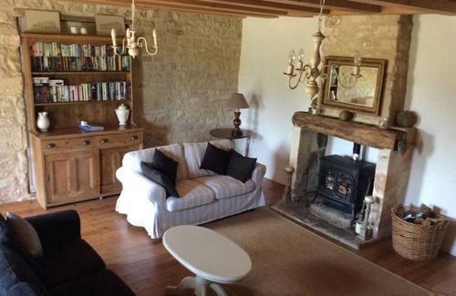 Landrais Otro | Farmhouse - Traditional Farmhouse near La Rochelle. beaches 20 mins and a pool.