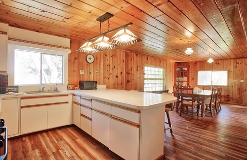 Careywood Casa | Farmhouse W/ Sheep, Llamas & donkey on the property. Spacious W/ game room!