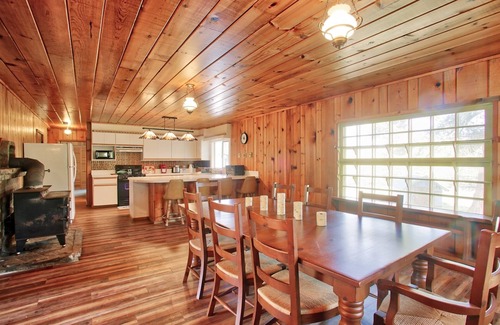 Careywood Casa | Farmhouse W/ Sheep, Llamas & donkey on the property. Spacious W/ game room!