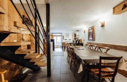 Argentiere Casa | Farmhouse with 4 bedrooms 4 bathrooms private parking sauna terrace