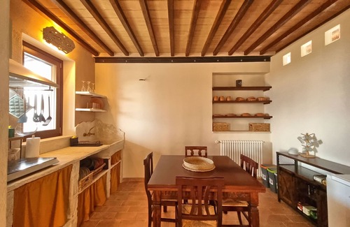 Gualdo Cattaneo Apartamento | Farmhouse with panoramic views surrounded by forest in the center of Umbria