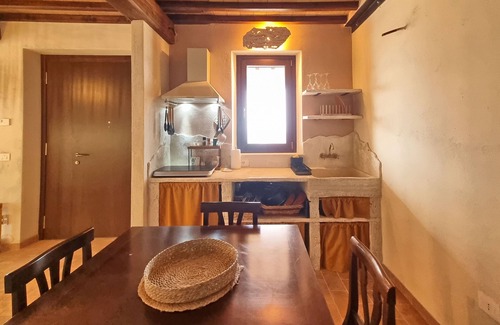Gualdo Cattaneo Apartamento | Farmhouse with panoramic views surrounded by forest in the center of Umbria