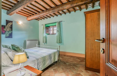Radicofani Otro | Apartamento en una residencia con piscina, apartamento de escoba