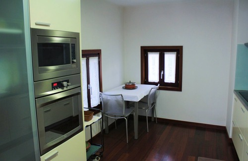 Povoa de Lanhoso Otro | Casa rural con piscina y parrilla en una zona tranquila. A medio camino de Braga y Geres