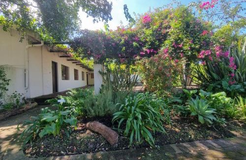 George Casa | Farmlands Guesthouse
