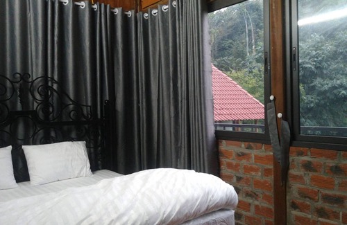 Moc Chau Otro | Farmstay Ban Bua