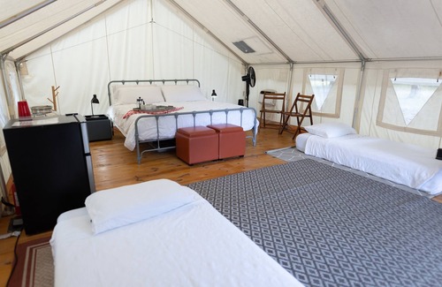 Irene Alquiler De RV | Farmstay & Magical Glamping near Corsicana