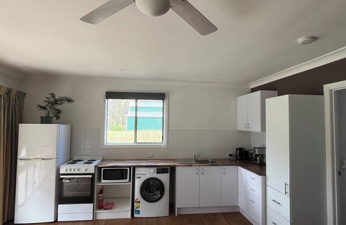 Batemans Bay Apartamento | Farmstay with inground pool and entertainment area
