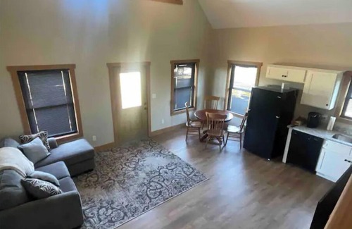 Harrodsburg Villa | Farmview Villa on Bourbon Trail with HOT TUB-5