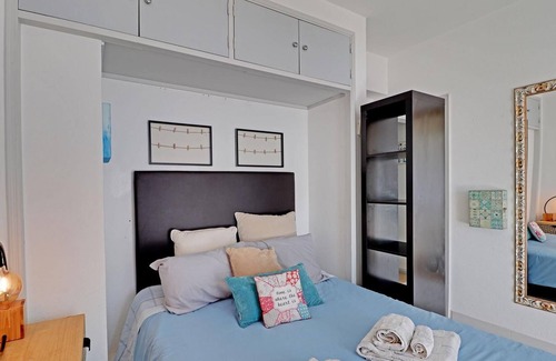 Montenegro Apartamento | Faro Airport Flat by Homing