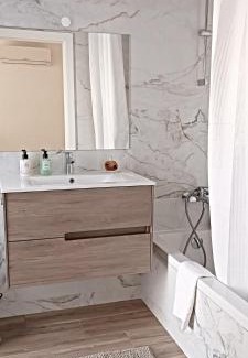 Sao Pedro Casa | Faro Comfy Ensuite Guest House