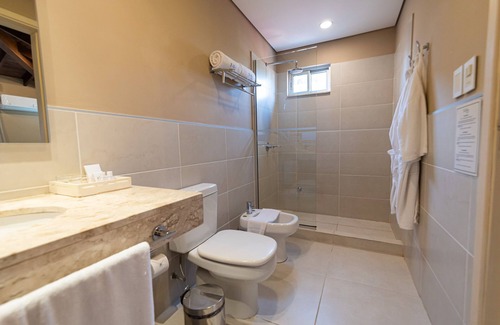 Asuncion Hotel | Faro Norte Suites