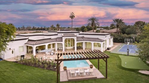 Paradise Valley Villa | Farrier by AvantStay Spectacular 7BR Mediterranean-style Estate w Pool