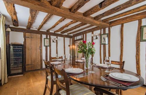 West Malling Casa | Farriers Cottage by Bloom Stays