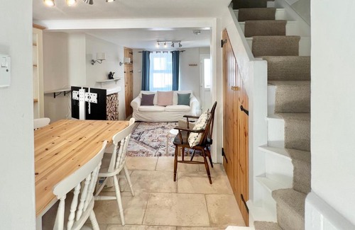 Kingsbridge Casa | Farthing Cottage…cute ‘n’ cosy!