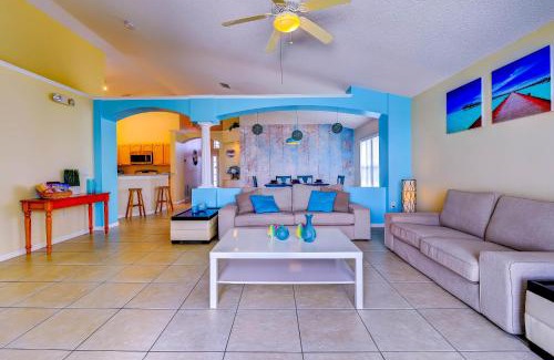 Eagle Pointe South Casa | Fascinating Lake View With Private Pool And Game-Room, Near Disney!