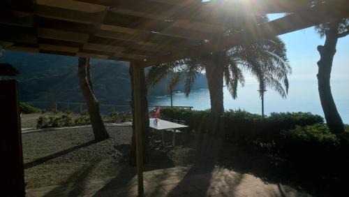 Porto Azzurro Apartamento | Fascinosa casa sul mare in posizione mozzafiato